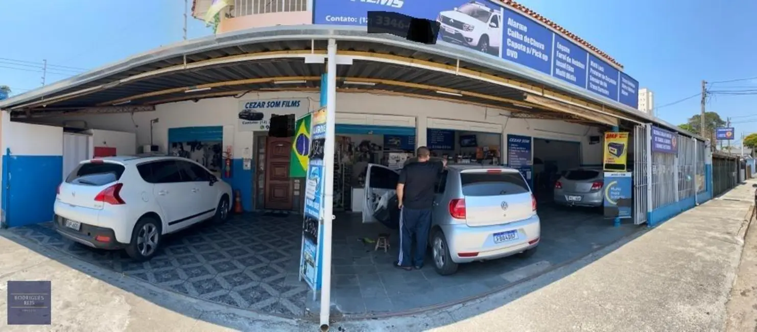 Foto 2 de Sobrado com 5 quartos à venda, 240m2 em Sao Jose Dos Campos - SP