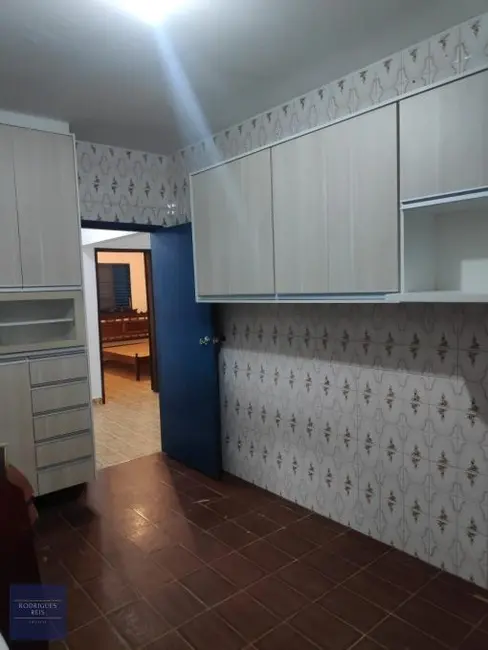 Foto 4 de Casa com 2 quartos à venda, 300m2 em Sao Jose Dos Campos - SP