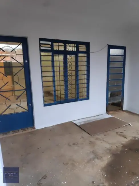 Foto 1 de Casa com 2 quartos à venda, 300m2 em Sao Jose Dos Campos - SP