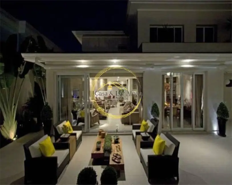 Foto 1 de Casa com 4 quartos à venda e para alugar, 500m2 em Barueri - SP