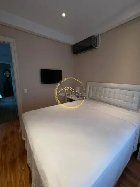 Foto 2 de Casa com 5 quartos à venda e para alugar, 750m2 em Barueri - SP