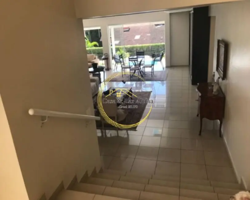 Casa com 4 quartos à venda, 320m2 em Alphaville, Santana De Parnaiba - SP - imagem 3 Foto 3 de Casa com 4 quartos à venda, 320m2 em Alphaville, Santana De Parnaiba - SP