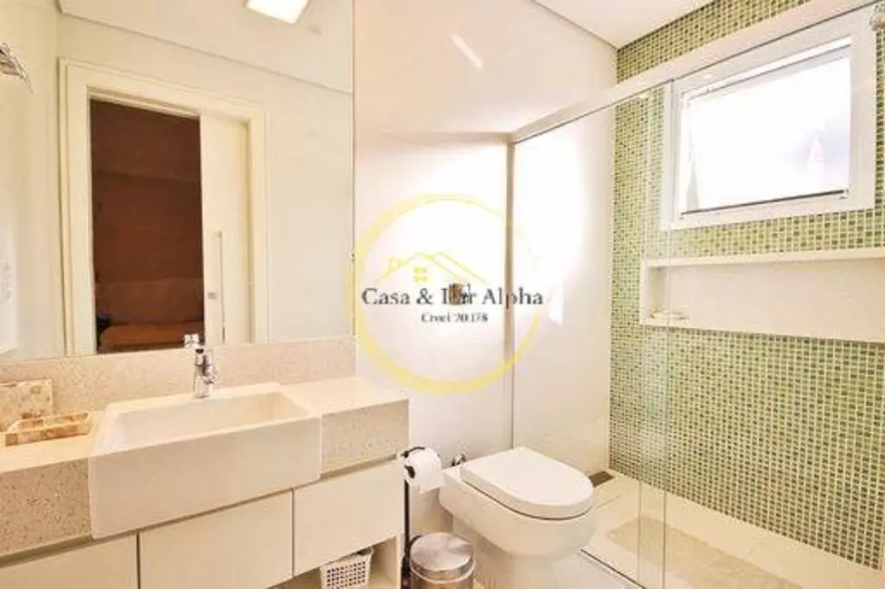 Casa com 5 quartos à venda, 977m2 em Alphaville, Santana De Parnaiba - SP - imagem 2 Foto 2 de Casa com 5 quartos à venda, 977m2 em Alphaville, Santana De Parnaiba - SP