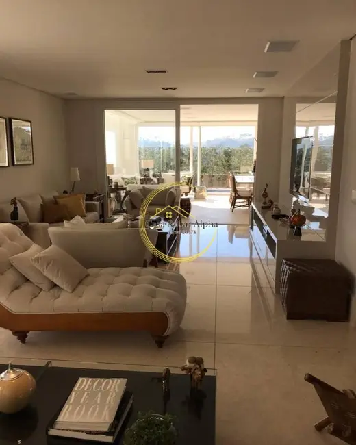 Casa com 5 quartos à venda, 450m2 em Alphaville, Santana De Parnaiba - SP - imagem 4 Foto 4 de Casa com 5 quartos à venda, 450m2 em Alphaville, Santana De Parnaiba - SP