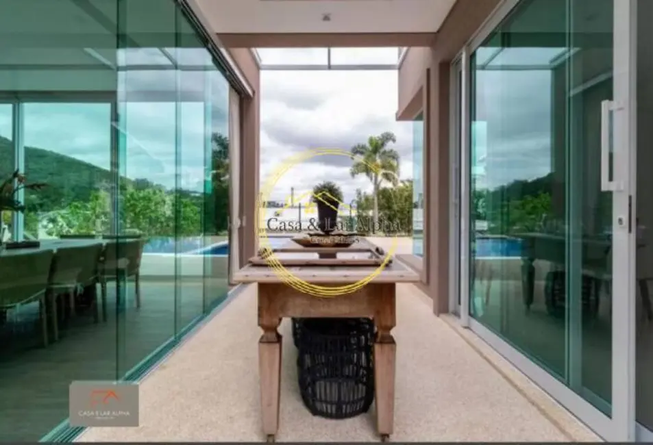 Casa com 5 quartos à venda, 740m2 em Alphaville, Santana De Parnaiba - SP - imagem 8 Foto 8 de Casa com 5 quartos à venda, 740m2 em Alphaville, Santana De Parnaiba - SP