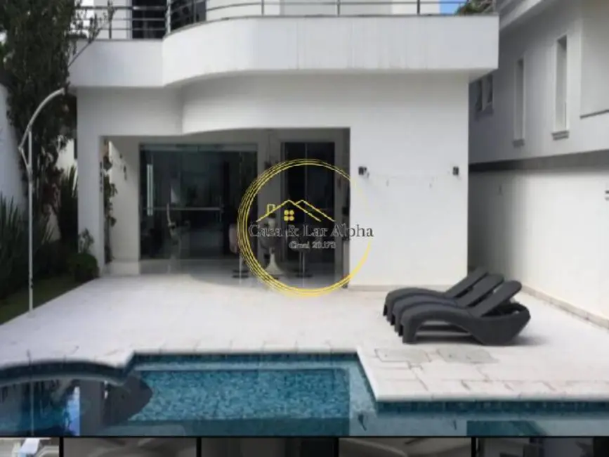 Foto 1 de Casa com 4 quartos à venda, 616m2 em Barueri - SP