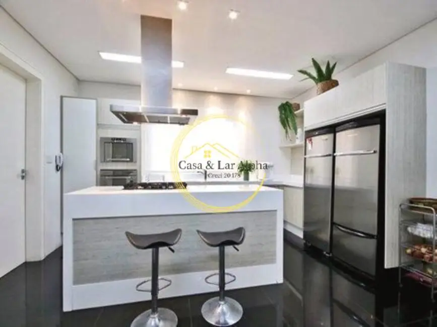 Casa com 5 quartos à venda, 997m2 em Alphaville, Santana De Parnaiba - SP - imagem 2 Foto 2 de Casa com 5 quartos à venda, 997m2 em Alphaville, Santana De Parnaiba - SP