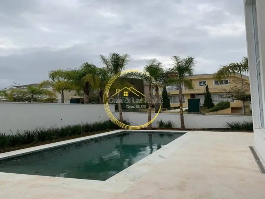 Casa com 4 quartos à venda, 450m2 em Alphaville, Santana De Parnaiba - SP - imagem 2 Foto 2 de Casa com 4 quartos à venda, 450m2 em Alphaville, Santana De Parnaiba - SP