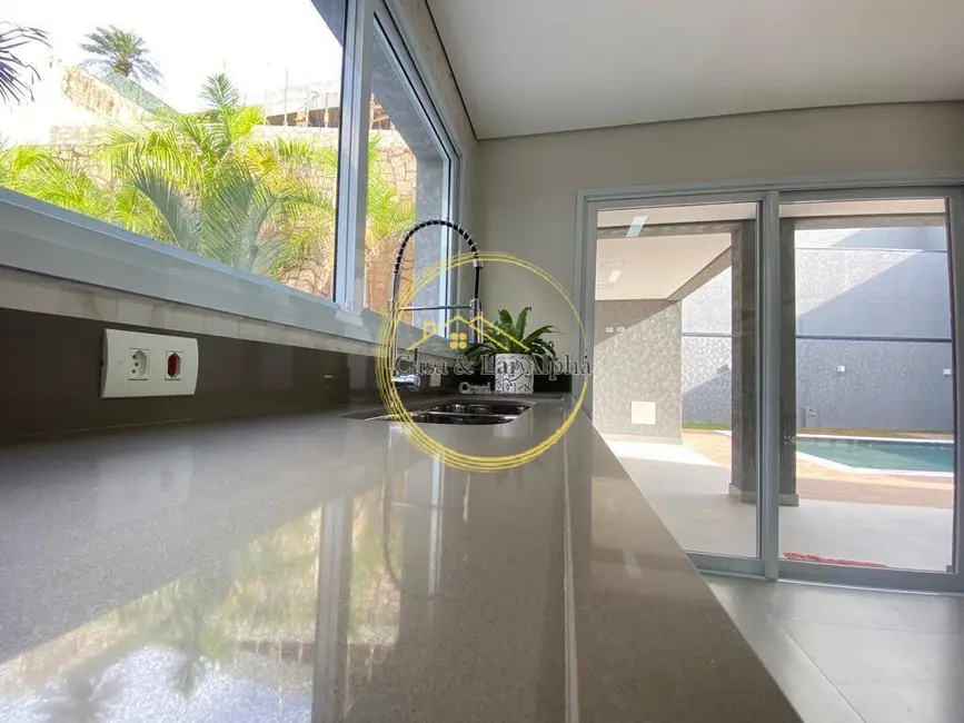 Casa com 4 quartos à venda e para alugar, 440m2 em Alphaville, Santana De Parnaiba - SP - imagem 9 Foto 9 de Casa com 4 quartos à venda e para alugar, 440m2 em Alphaville, Santana De Parnaiba - SP