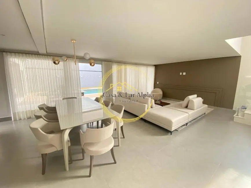 Casa com 4 quartos à venda e para alugar, 440m2 em Alphaville, Santana De Parnaiba - SP - imagem 7 Foto 7 de Casa com 4 quartos à venda e para alugar, 440m2 em Alphaville, Santana De Parnaiba - SP