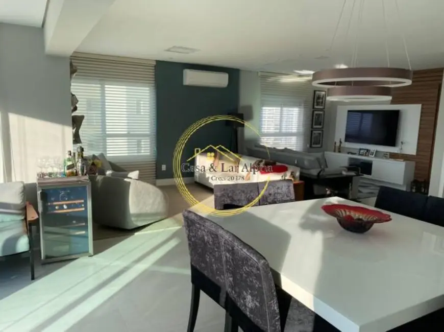 Foto 4 de Apartamento com 3 quartos à venda, 200m2 em Barueri - SP