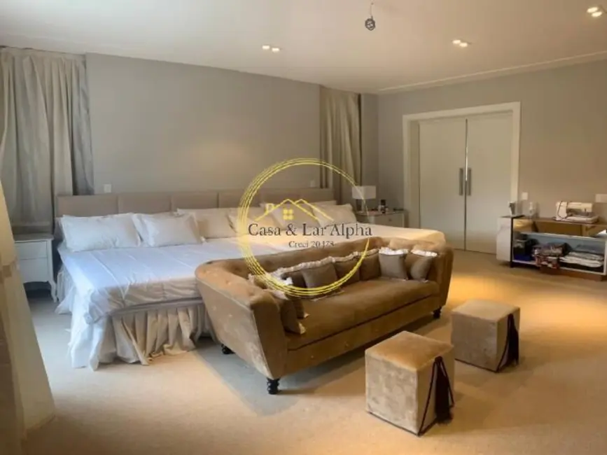 Casa com 7 quartos à venda, 1260m2 em Tamboré, Barueri - SP - imagem 7 Foto 7 de Casa com 7 quartos à venda, 1260m2 em Tamboré, Barueri - SP