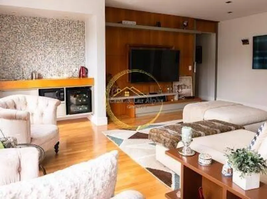 Foto 3 de Casa com 6 quartos à venda, 681m2 em Barueri - SP