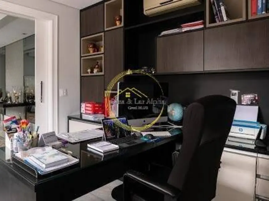 Foto 9 de Casa com 6 quartos à venda, 681m2 em Barueri - SP