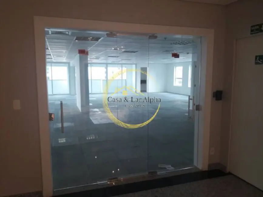 Foto 1 de Sala Comercial para alugar, 252m2 em Barueri - SP