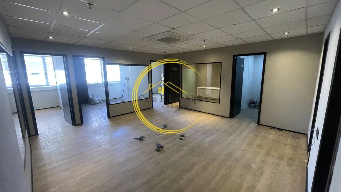 Foto 4 de Sala Comercial para alugar, 130m2 em Barueri - SP