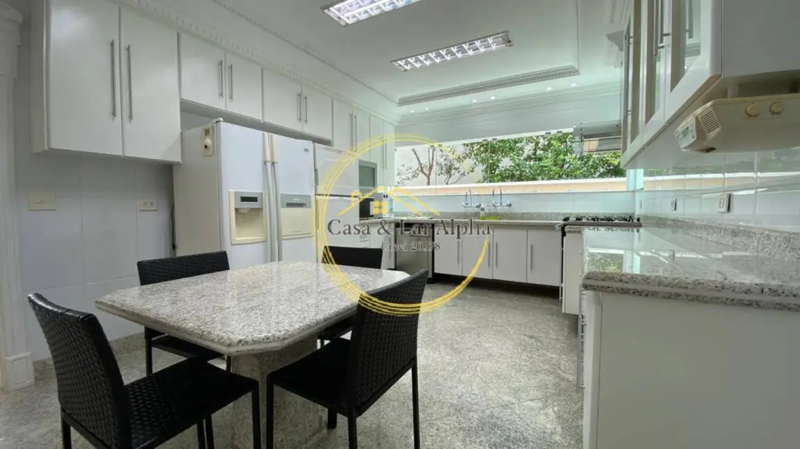 Casa com 4 quartos à venda e para alugar, 1000m2 em Alphaville, Santana De Parnaiba - SP - imagem 5 Foto 5 de Casa com 4 quartos à venda e para alugar, 1000m2 em Alphaville, Santana De Parnaiba - SP