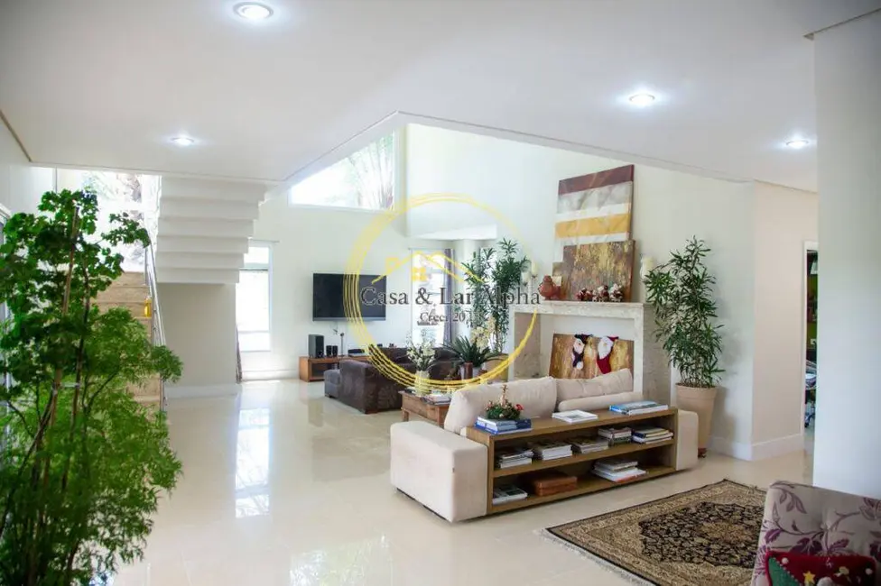 Casa com 5 quartos à venda, 547m2 em Alphaville, Santana De Parnaiba - SP - imagem 9 Foto 9 de Casa com 5 quartos à venda, 547m2 em Alphaville, Santana De Parnaiba - SP