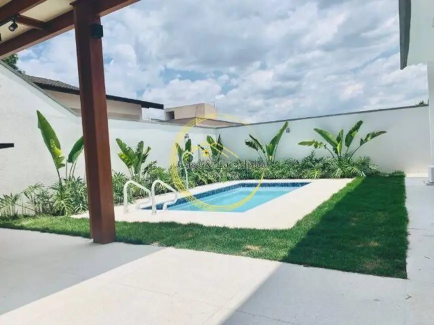 Casa com 4 quartos à venda, 400m2 em Alphaville, Santana De Parnaiba - SP - imagem 3 Foto 3 de Casa com 4 quartos à venda, 400m2 em Alphaville, Santana De Parnaiba - SP