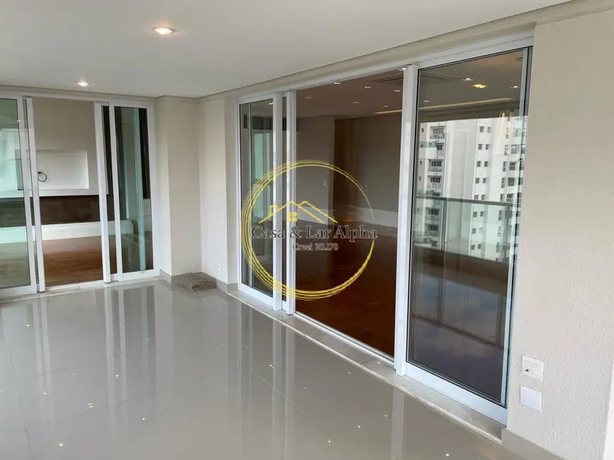 Foto 9 de Apartamento com 4 quartos para alugar, 322m2 em Tamboré, Santana De Parnaiba - SP