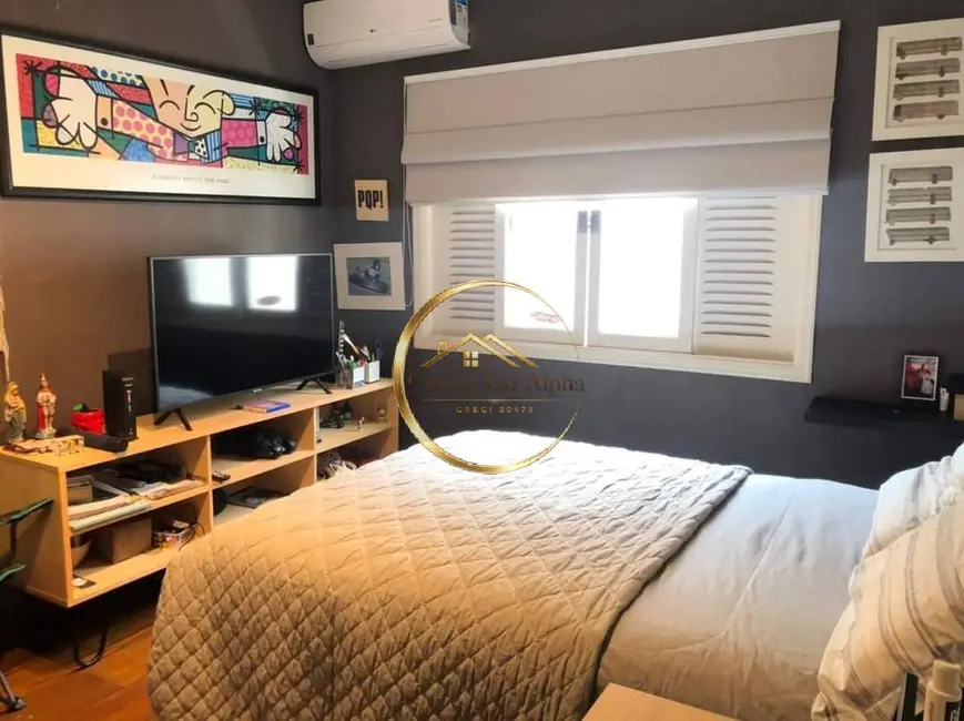 Casa com 4 quartos à venda, 399m2 em Barueri - SP - imagem 4 Foto 4 de Casa com 4 quartos à venda, 399m2 em Barueri - SP