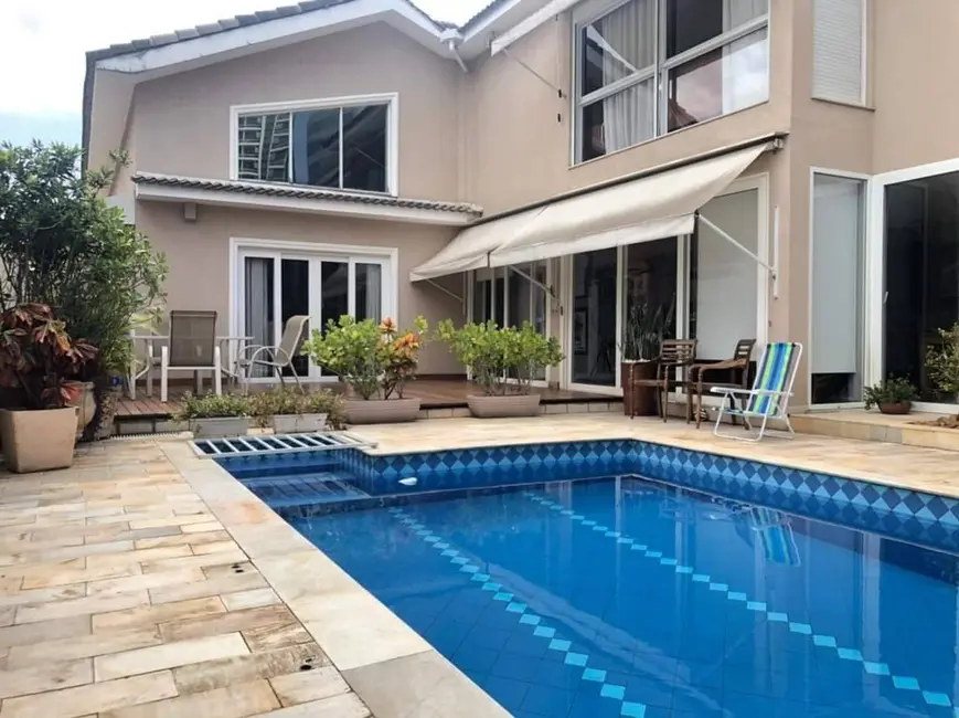 Casa com 4 quartos à venda, 399m2 em Barueri - SP - imagem 6 Foto 6 de Casa com 4 quartos à venda, 399m2 em Barueri - SP