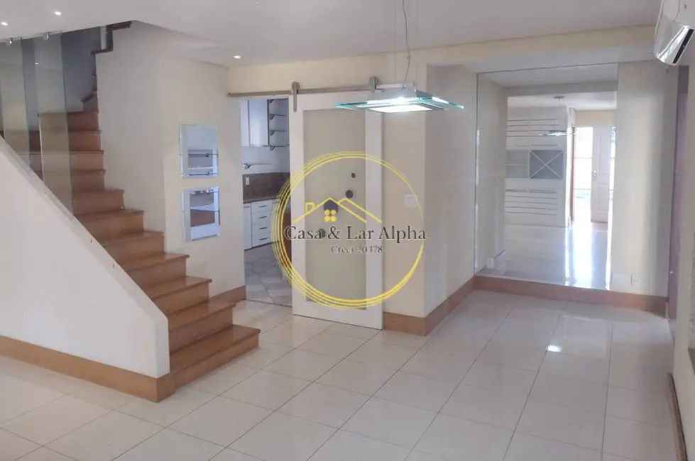 Casa com 3 quartos à venda, 334m2 em Alphaville, Santana De Parnaiba - SP - imagem 5 Foto 5 de Casa com 3 quartos à venda, 334m2 em Alphaville, Santana De Parnaiba - SP