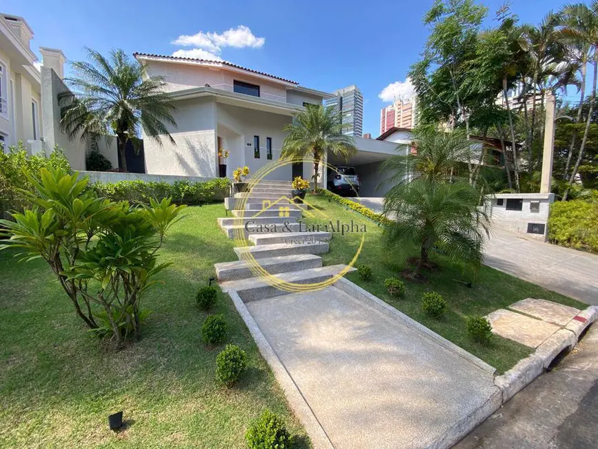 Foto 1 de Casa com 4 quartos à venda, 305m2 em Alphaville Residencial Dois, Barueri - SP