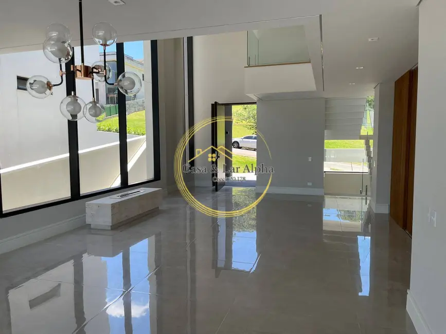 Casa com 4 quartos à venda, 555m2 em Alphaville, Santana De Parnaiba - SP - imagem 4 Foto 4 de Casa com 4 quartos à venda, 555m2 em Alphaville, Santana De Parnaiba - SP