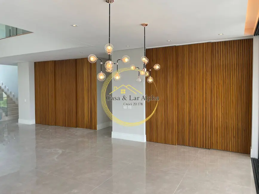 Casa com 4 quartos à venda, 555m2 em Alphaville, Santana De Parnaiba - SP - imagem 3 Foto 3 de Casa com 4 quartos à venda, 555m2 em Alphaville, Santana De Parnaiba - SP
