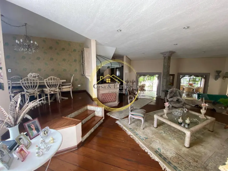 Casa com 4 quartos à venda, 550m2 em Barueri - SP - imagem 8 Foto 8 de Casa com 4 quartos à venda, 550m2 em Barueri - SP