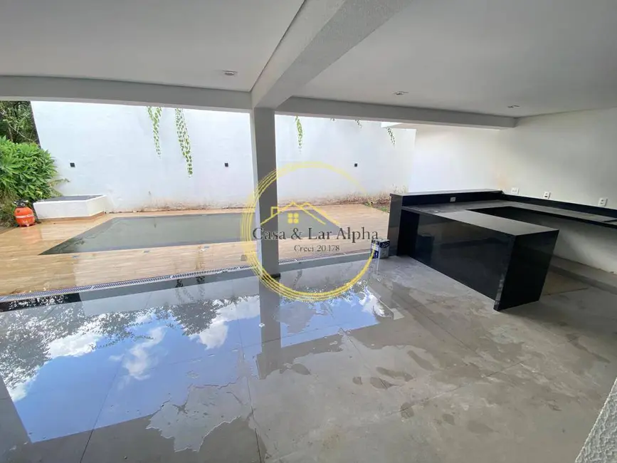 Casa com 5 quartos à venda e para alugar, 430m2 em Alphaville, Santana De Parnaiba - SP - imagem 9 Foto 9 de Casa com 5 quartos à venda e para alugar, 430m2 em Alphaville, Santana De Parnaiba - SP