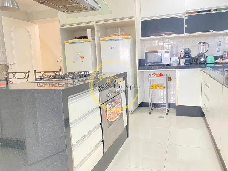Casa com 4 quartos à venda e para alugar, 695m2 em Alphaville, Santana De Parnaiba - SP - imagem 9 Foto 9 de Casa com 4 quartos à venda e para alugar, 695m2 em Alphaville, Santana De Parnaiba - SP