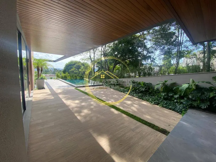Casa à venda, 544m2 em Alphaville, Santana De Parnaiba - SP - imagem 8 Foto 8 de Casa à venda, 544m2 em Alphaville, Santana De Parnaiba - SP
