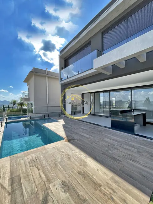 Casa com 4 quartos à venda, 350m2 em Alphaville, Santana De Parnaiba - SP - imagem 4 Foto 4 de Casa com 4 quartos à venda, 350m2 em Alphaville, Santana De Parnaiba - SP