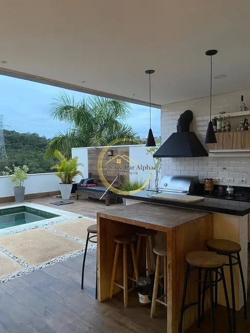 Foto 2 de Casa de Condomínio com 3 quartos à venda, 320m2 em Alphaville, Santana De Parnaiba - SP
