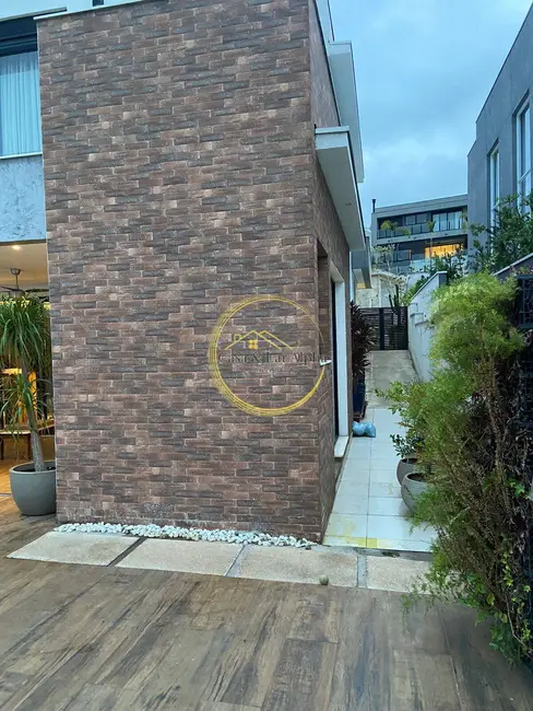 Casa de Condomínio com 3 quartos à venda, 320m2 em Alphaville, Santana De Parnaiba - SP - imagem 6 Foto 6 de Casa de Condomínio com 3 quartos à venda, 320m2 em Alphaville, Santana De Parnaiba - SP