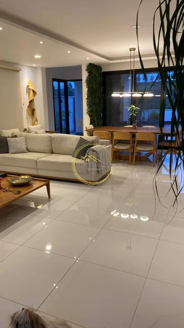 Casa de Condomínio com 3 quartos à venda, 320m2 em Alphaville, Santana De Parnaiba - SP - imagem 9 Foto 9 de Casa de Condomínio com 3 quartos à venda, 320m2 em Alphaville, Santana De Parnaiba - SP