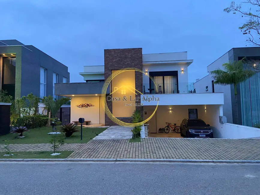 Foto 1 de Casa de Condomínio com 3 quartos à venda, 320m2 em Alphaville, Santana De Parnaiba - SP