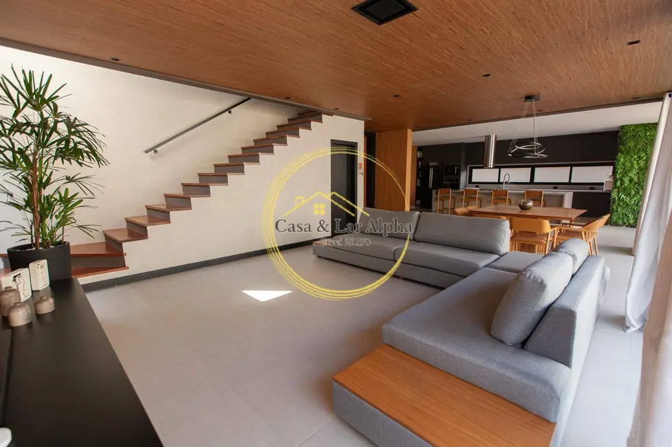Foto 1 de Casa com 4 quartos à venda e para alugar, 400m2 em Tamboré, Santana De Parnaiba - SP