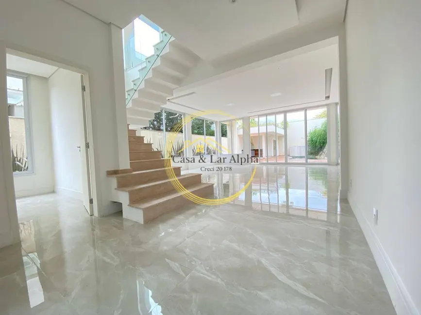 Foto 1 de Casa com 4 quartos à venda, 440m2 em Barueri - SP