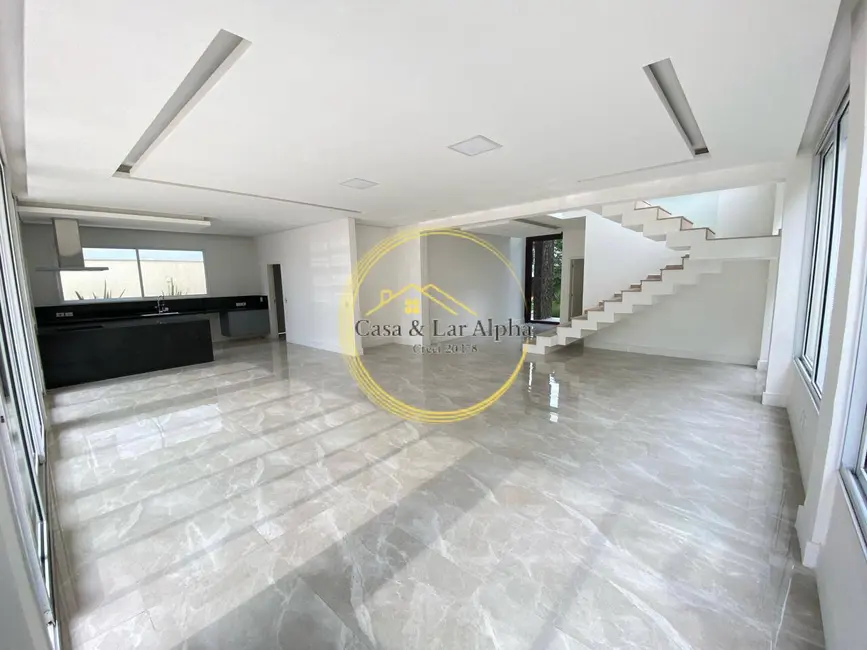 Foto 2 de Casa com 4 quartos à venda, 440m2 em Barueri - SP