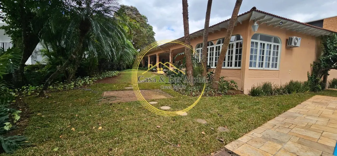 Foto 1 de Casa com 4 quartos à venda, 350m2 em Barueri - SP