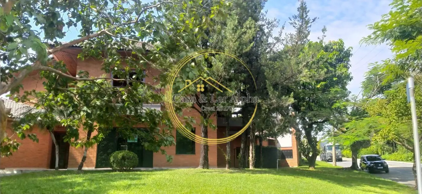 Foto 2 de Casa com 4 quartos para alugar, 550m2 em Barueri - SP