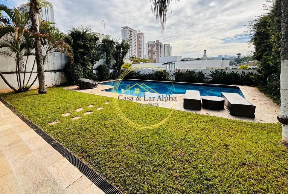 Casa com 4 quartos para alugar, 640m2 em Barueri - SP - imagem 8 Foto 8 de Casa com 4 quartos para alugar, 640m2 em Barueri - SP