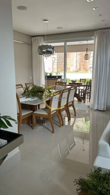 Casa com 4 quartos à venda, 392m2 em Tamboré, Santana De Parnaiba - SP - imagem 8 Foto 8 de Casa com 4 quartos à venda, 392m2 em Tamboré, Santana De Parnaiba - SP