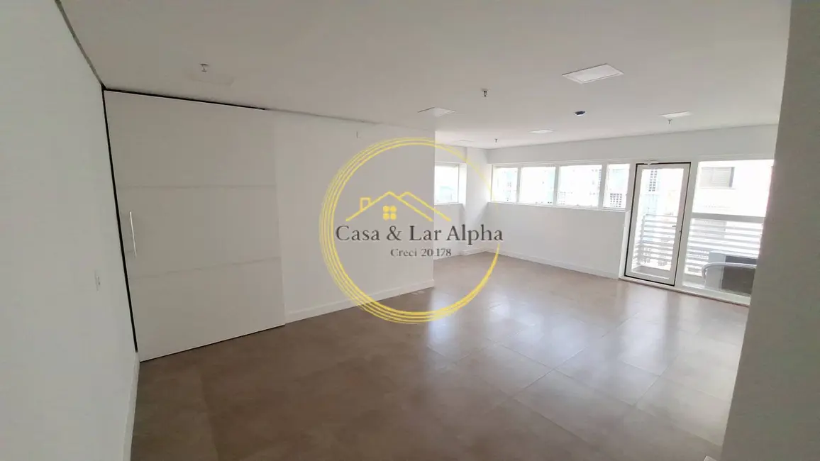 Foto 1 de Sala Comercial à venda e para alugar, 40m2 em Barueri - SP