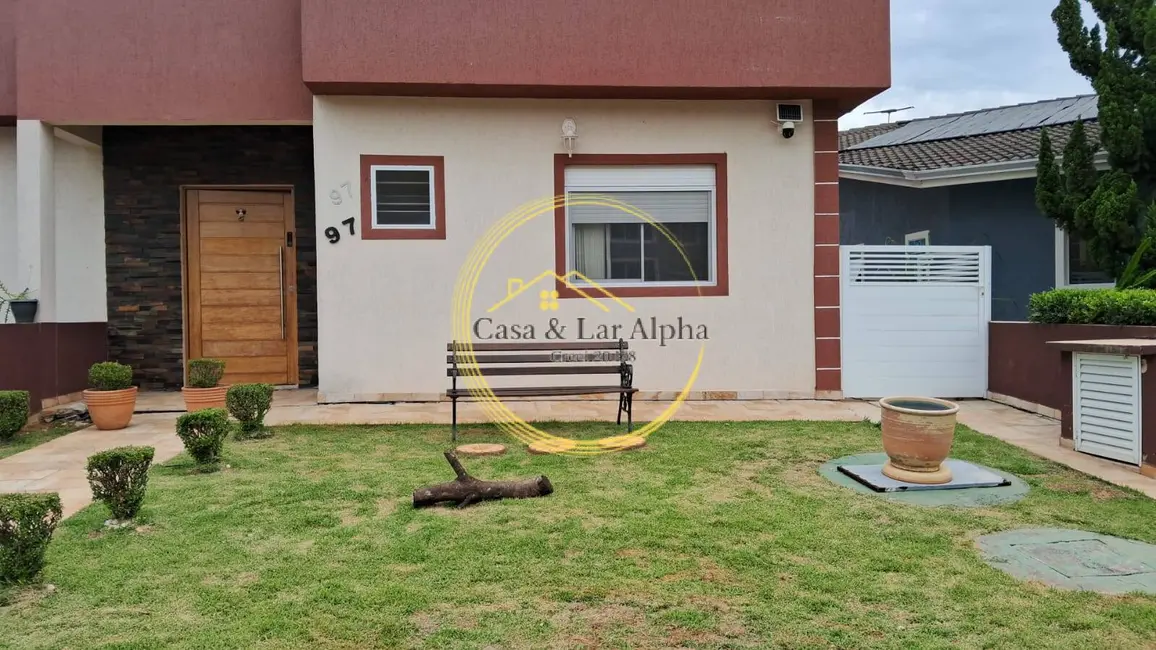 Casa com 3 quartos à venda, 456m2 em Tarumã, Santana De Parnaiba - SP - imagem 2 Foto 2 de Casa com 3 quartos à venda, 456m2 em Tarumã, Santana De Parnaiba - SP