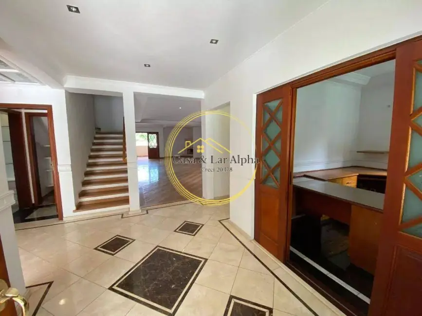 Apartamento com 5 quartos para alugar, 600m2 em Barueri - SP - imagem 3 Foto 3 de Apartamento com 5 quartos para alugar, 600m2 em Barueri - SP