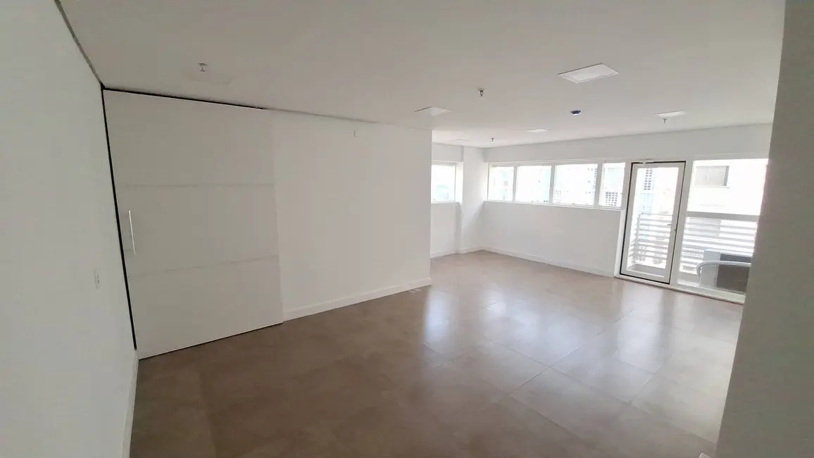 Foto 1 de Sala Comercial para alugar, 40m2 em Barueri - SP